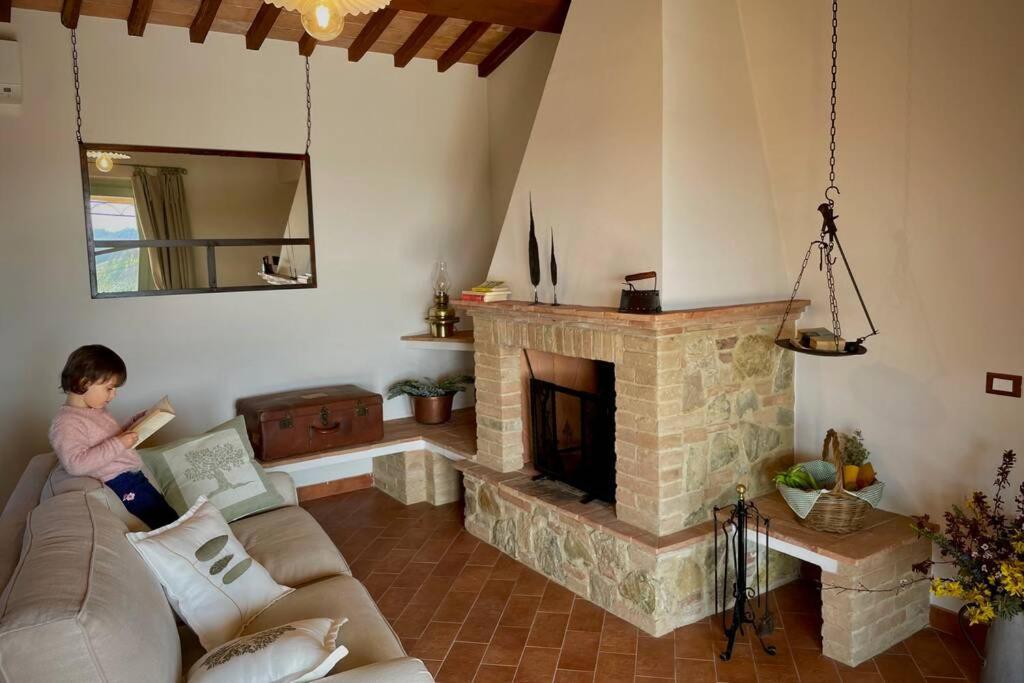 La Casina Della Quercia, Your Tuscan Oak Tree House Osteria Delle Noci Exterior photo